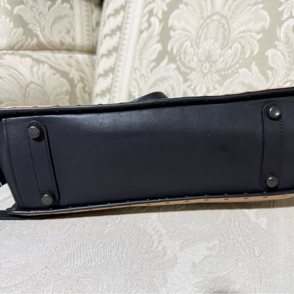 Coach NWOT Dreamer Black/White, and Tan Shoulder Bag! - Picture 4 of 16